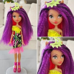 Mattel Monster High Electrified – Monstrous Hair Ghouls Clawdeen Wolf Doll